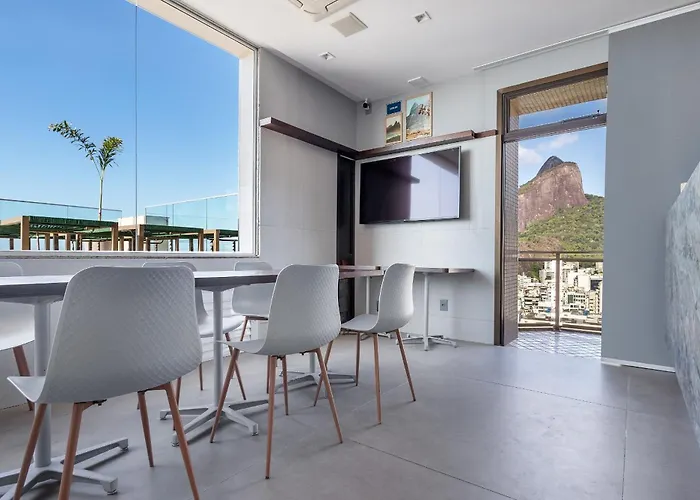 Apartamento Com Suite No Coracao Leblon